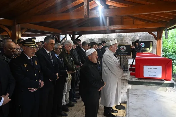 kalp-krizi-sonucu-hayatini-kaybeden-muratpasa-kaymakami-ihsan-kara-icin-toren-duzenlendi-1793199741358.jpg