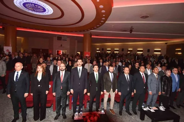 iletisim-baskanligindan-erzurumda-iletisim-yuzyili-seferberligi-1793032234784.jpg