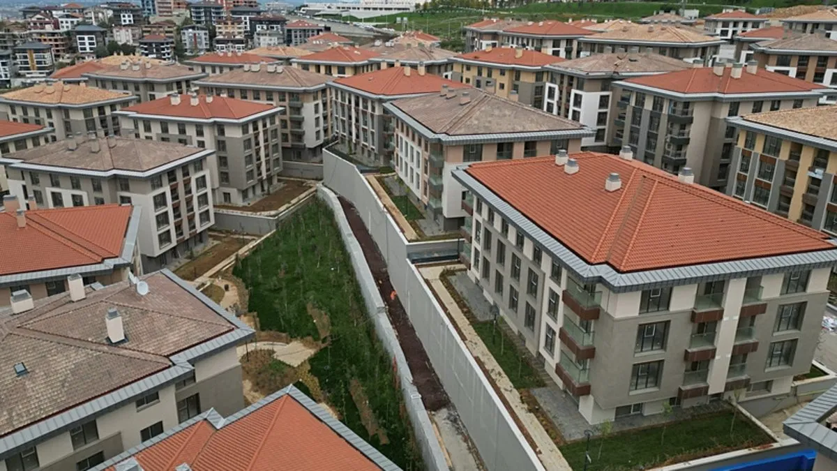 Üsküdar’da yapımı tamamlanan 781 bağımsız bölüm hak sahiplerine teslim ediliyor Üsküdar’da yapımı tamamlanan 781 bağımsız bölüm hak sahiplerine teslim ediliyor