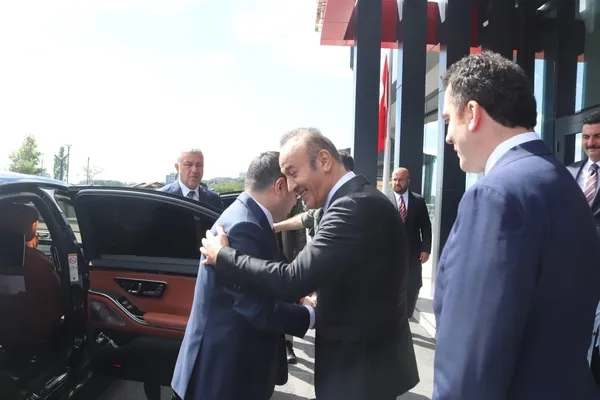 adalet-bakani-akin-gurlekten-kucukcekmece-adliyesine-ziyaret-1785488559582.jpg