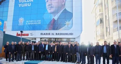 Muhtarlardan Ak Parti Elazığ İl Başkanlığı’na Erdoğan’ın Yanındayız ziyareti