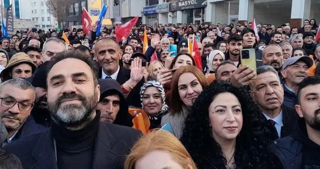 Cumhur İttifakı Iğdır Belediye Başkan Adayı Ülkü Öcal'a coşkulu karşılama - Iğdır Haberleri