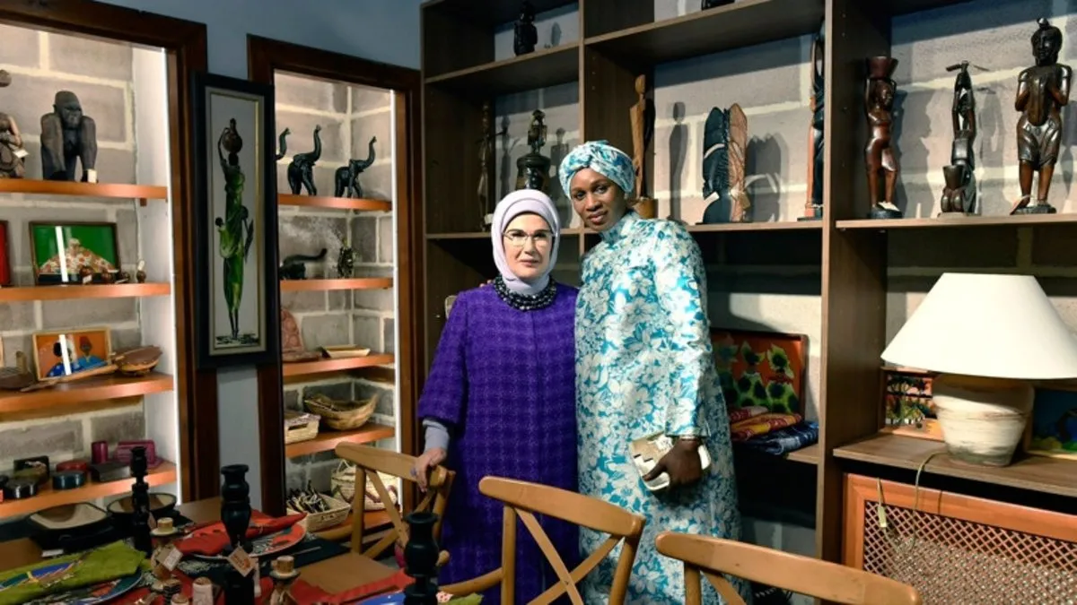 Emine Erdoğan Senegal Cumhurbaşkanı eşi Marie Khone Fay ile bir araya geldi