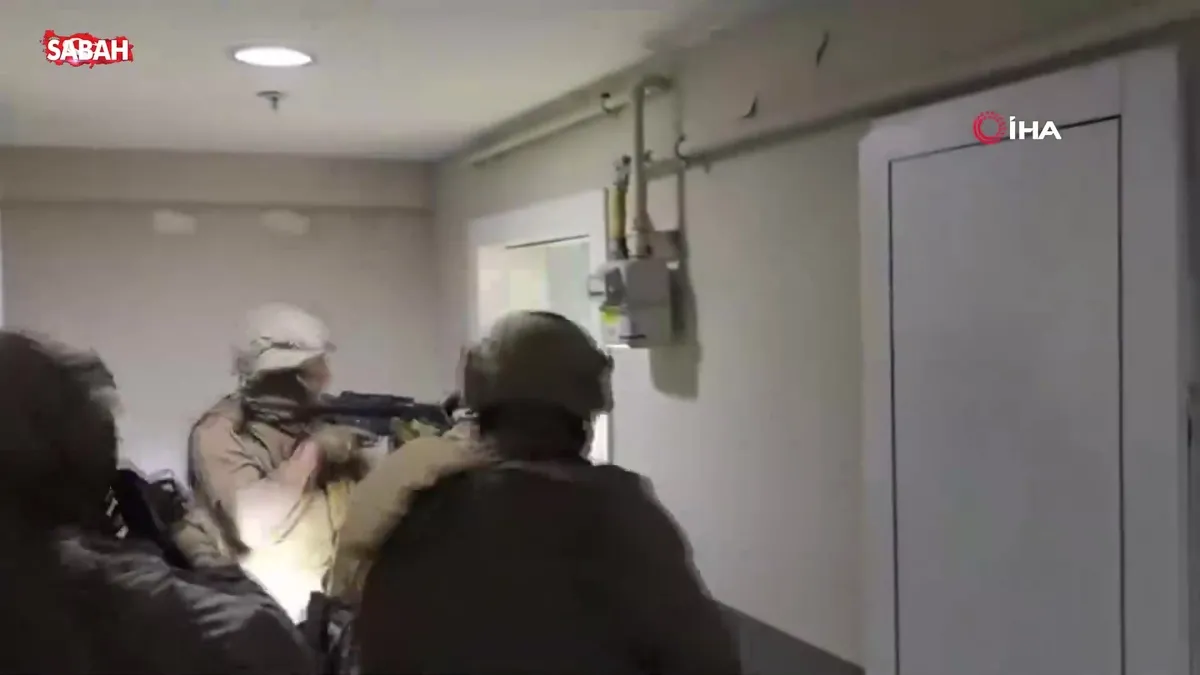 İstanbul’da bir işletmeye zarf içinde mermi ve tehdit mektubu gönderen 6 şüpheli yakalandı | Video videosunu izle İstanbul’da bir işletmeye zarf içinde mermi ve tehdit mektubu gönderen 6 şüpheli yakalandı | Video videosunu izle