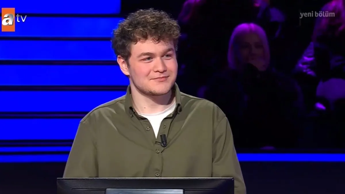 Kim Milyoner Olmak İster’de 1 milyonluk soruyu açtırabildi mi? O soruda öyle bir karar verdi ki! videosunu izle Kim Milyoner Olmak İster’de 1 milyonluk soruyu açtırabildi mi? O soruda öyle bir karar verdi ki! videosunu izle