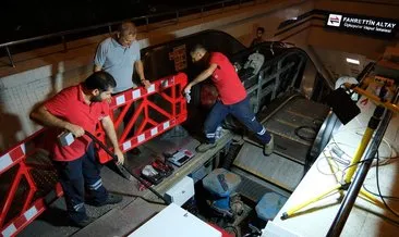 İzmir metrosunun yürüyen merdivenleri hizmete sokulamadı #izmir