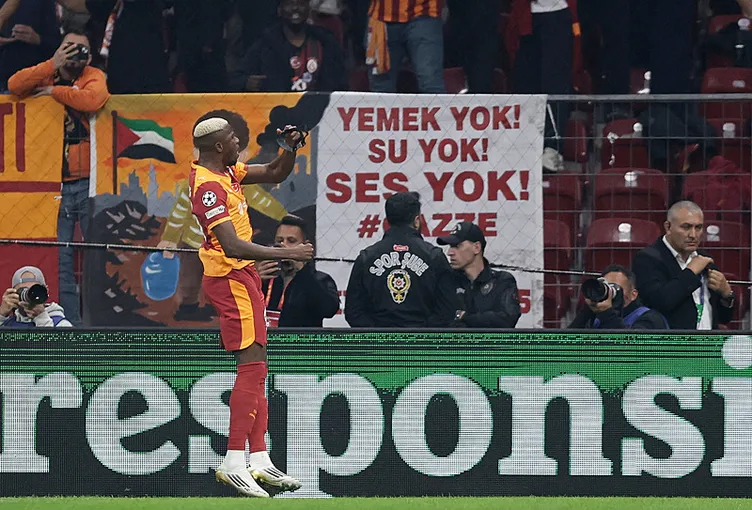 Victor Osimhen, Şampiyonlar Ligi tarihine damga vurdu! Bir benzeri yok...