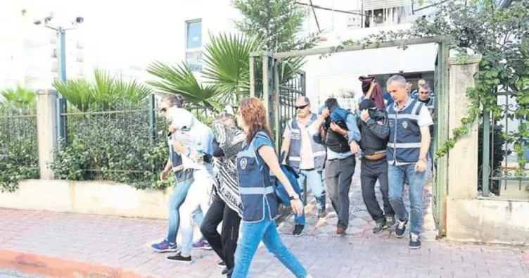 Antalya’da fuhuşa 4 tutuklama kararı