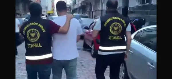 change-yontemiyle-agir-hasarli-arac-satisi-yapanlara-operasyon-13-supheli-tespit-edildi-1787899823069.jpg