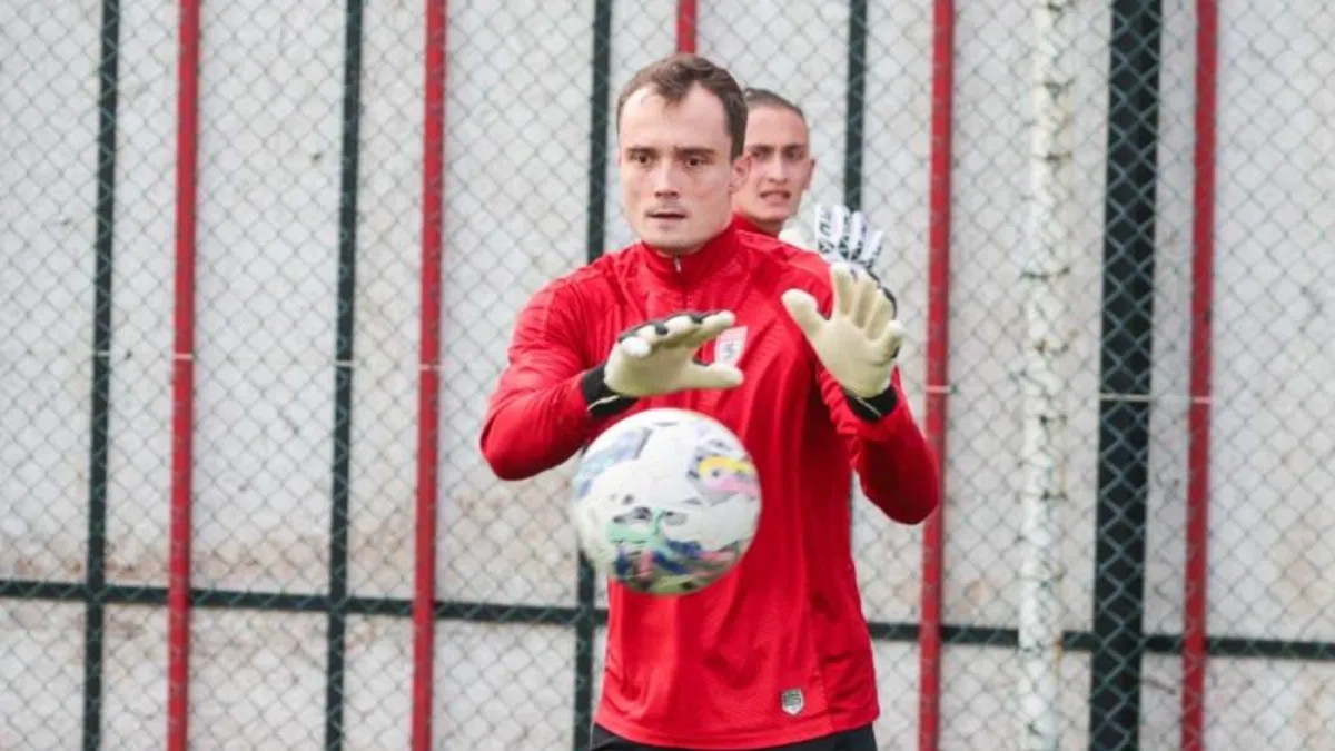 Muğlaspor'un yeni kalecisi Jakub Szumski