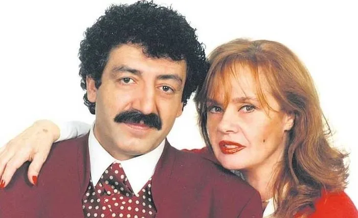 muhterem nur kimdir kac yasinda ve ne zaman oldu muslum gurses in esi muhterem nur un gencligi ve hayati medya haberleri