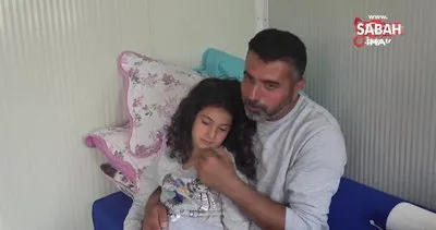 Depremde 15 kilometre koştu, annesini kurtaramadı, babası da hastanede vefat etti | Video