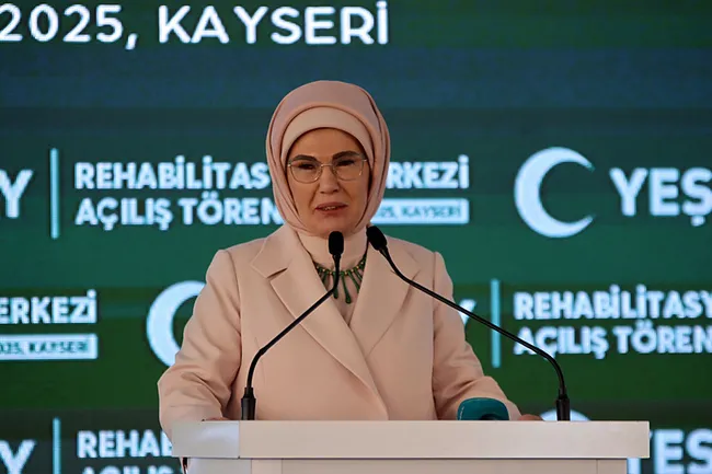 emine-erdogan-neslimizi-bagimliliklara-karsi-korumak-ulke-bekasini-korumaktir-1741244068080.jpeg