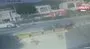 Anne ve çocuğun metrelerce sürüklendiği feci kaza kamerada | Video