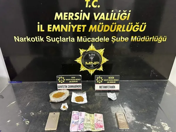 uyusturucu-madde-ticareti-yapan-4-supheli-tutuklandi-1786389326768.jpg
