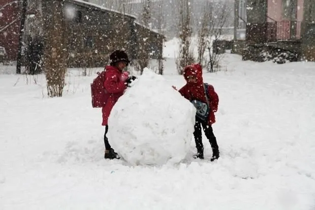 Hangi illerde okullar kar tatili oldu?