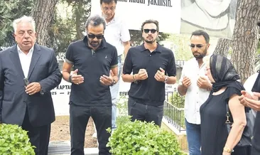 Mezarı başında anıldı