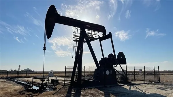 trumpin-petrol-hamlesi-abdnin-enerji-guvenligini-tehlikeye-atiyor-stratejik-rezervler-1982den-bu-yana-en-dusuk-1788510706953.jpg