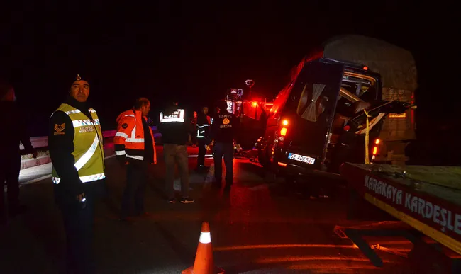 amasyadaki-trafik-kazasinda-yaralanan-sergen-deveci-ambulans-ucakla-istanbula-getirildi-1669062327463.jpg