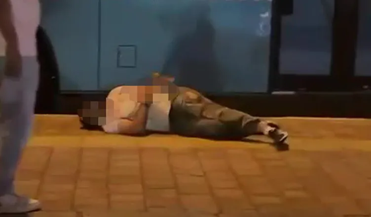 Otobüste Kadına laf atma kavgası kanlı bitti