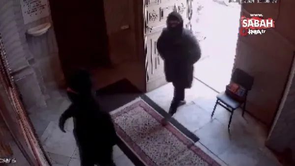Sarıyer'de saldırganların kiliseye girdiği o anlar kamerada | Video