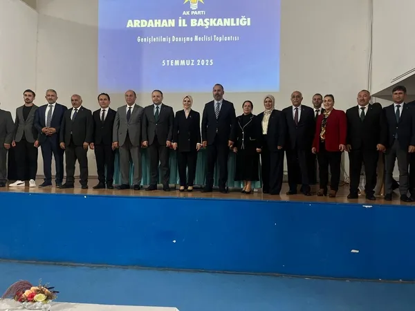 bakan-goktastan-ardahana-ziyaret-sosyal-hizmetlerde-yeni-donem-basliyor-1751723728097.jpg