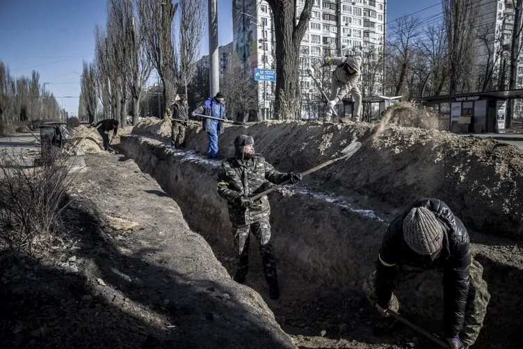 Savaş günlerdir devam ederken Rusya neden Kiev’e giremiyor? Ukrayna’nın ’zaman’ oyunu; 8 neden var...