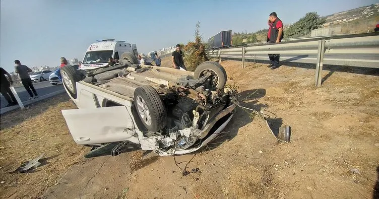 Tarsus’ta otomobil şarampole devrildi: 1 yaralı