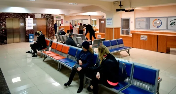 bakan-ozhaseki-gayrimenkul-satis-islemlerinden-2023-yilinda-hazineye-60-milyar-liranin-uzerinde-gelir-saglandi-1712242486985.jpg
