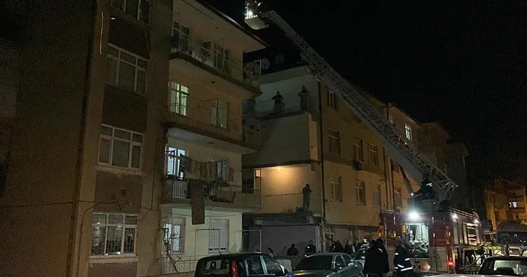 Karaman’da 4 katlı binada yangın paniği