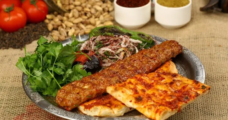 En harika adana kebap tarifi: Adana kebap nasıl yapılır?