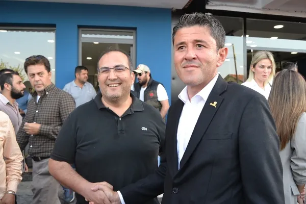 ak-parti-belediye-baskan-aday-adayi-kokten-21-yillik-hasreti-dindirecegim-1699558220745.jpg
