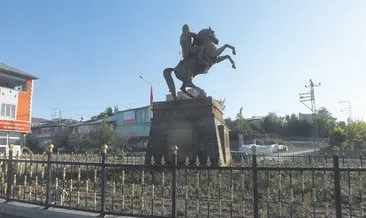 Malazgirt Alparslan Anıtı onarıldı