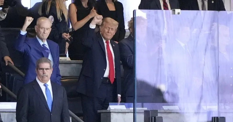 Trump Yankees maçında yuhalandı: Tribünlerden tepkiler yükseldi