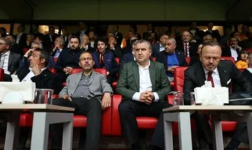 Gençlik ve Spor Bakanı Osman Aşkın Bak: Galatasaray’ı tebrik ediyoruz