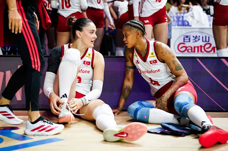 Filenin Sultanları, Milletler Ligi’nde finale yükseldi! Dünya voleybol sıralaması güncellendi