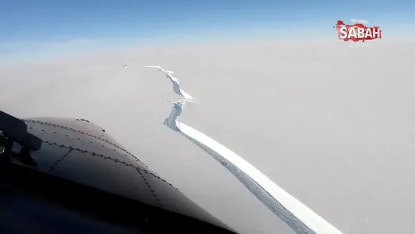 Antarktika'da korkutan görüntü! Devasa buzul çatlayarak kopma noktasına geldi | Video
