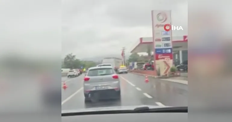 Yalova’da otomobil minibüsle çarpıştı: 1 ölü