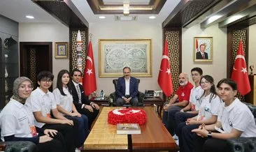 Siirt Valisi Kızılkaya TEKNOFEST'te Türkiye 4.'sü olan gençleri tebrik etti #siirt
