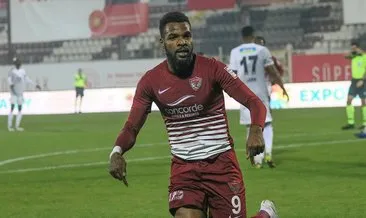 Boupendza transfer için Katar’a gitti