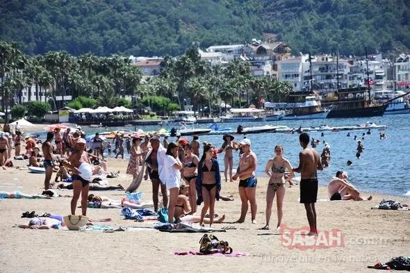 Marmaris doldu taştı yüzler gülüyor