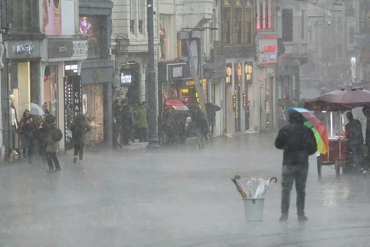 Meteoroloji’den son dakika hava durumu tahmin değişikliği geldi! İstanbul’da çok yoğun olacak!