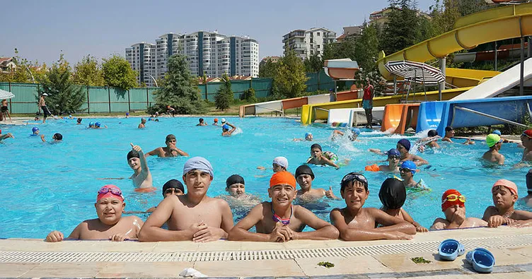Keçiören’de aquaparklar dolup taştı