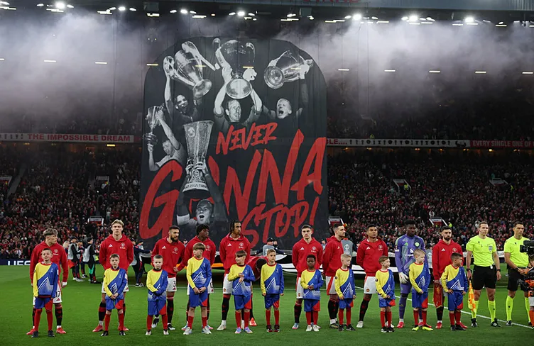 Manchester United’tan Lyon karşısında tarihi dönüş! Avrupa Ligi’ne damgasını vuran maç...