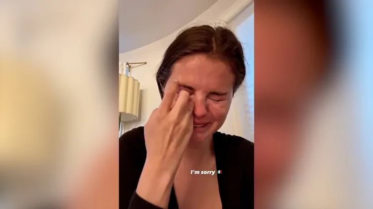 Selena Gomez’in Trump’a tepkisi sosyal medyayı salladı! Gözyaşlarına boğulduğu videoyu gelen tepkilerle sildi