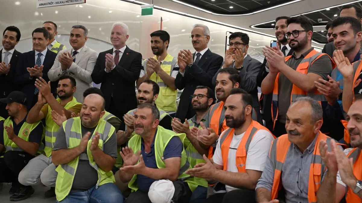 Rekorlar peş peşe geldi… Türkiye’nin en hızlı metrosunda yeni zirve haber görseli