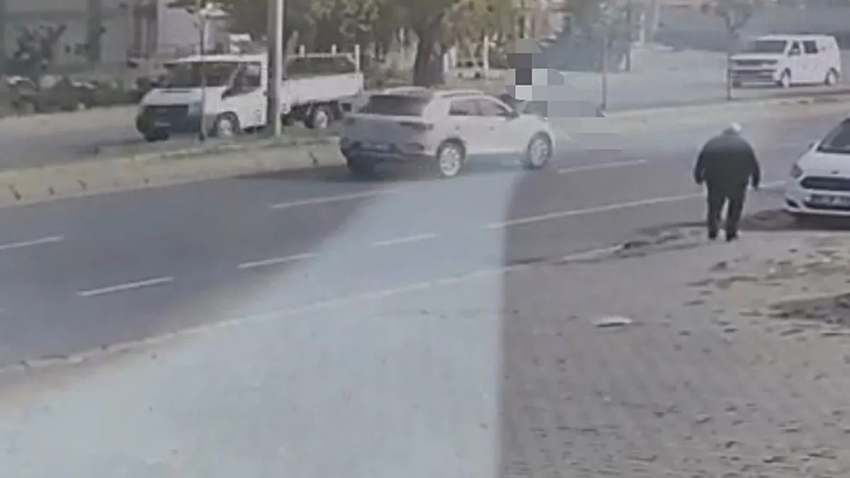 Kayseri’de feci kaza: Lise öğrencisi Buğlem hayatını kaybetti! Doğum günü detayı yürekleri yaktı Kayseri’de feci kaza: Lise öğrencisi Buğlem hayatını kaybetti! Doğum günü detayı yürekleri yaktı