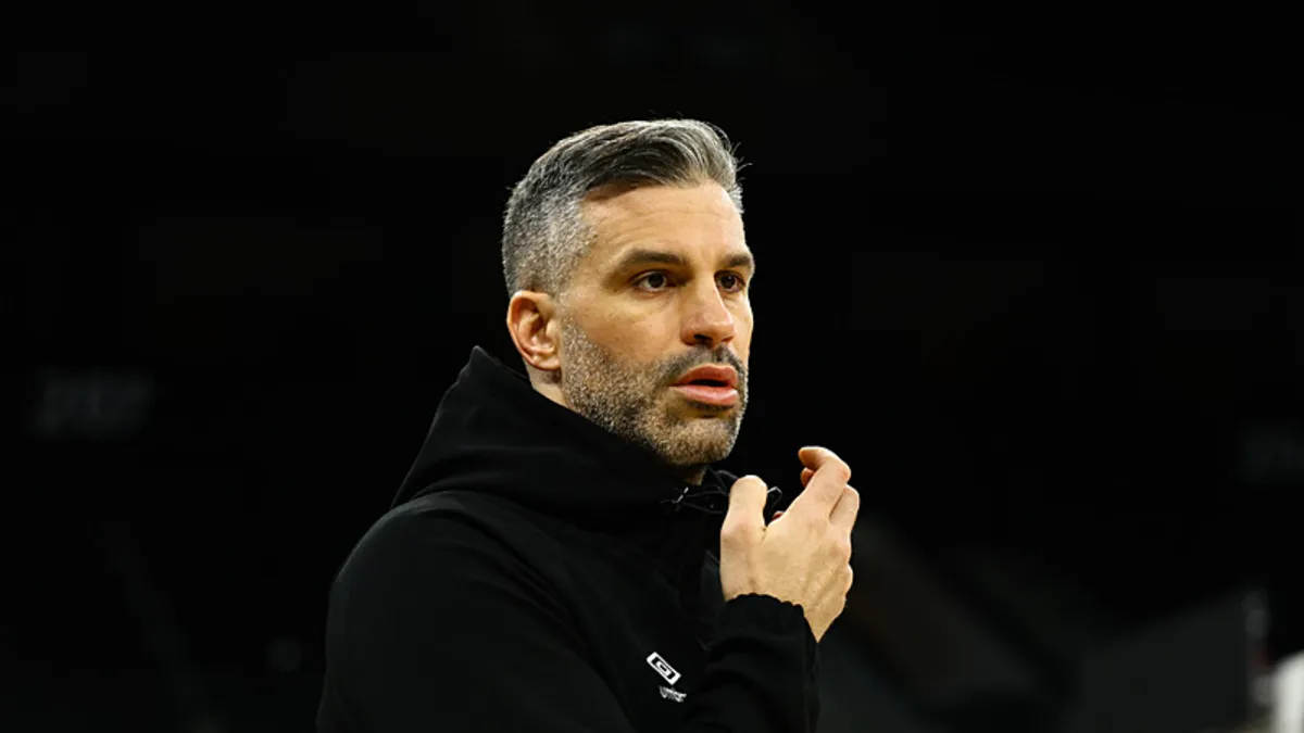 Dusan Alimpijevic: "Euroleague'de yer almak gurur verici"