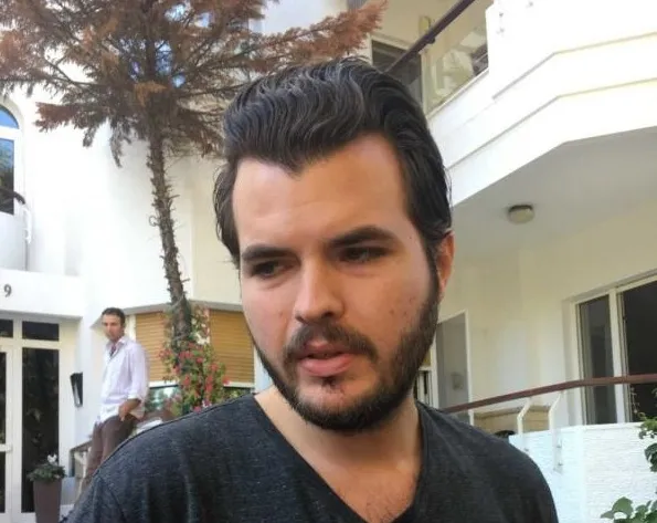 Yeşilçam’ın efsanesi Tarık Akan’ın oğlu da meğer ünlüymüş! Bakın duyanların şoke olduğu o isim kim...