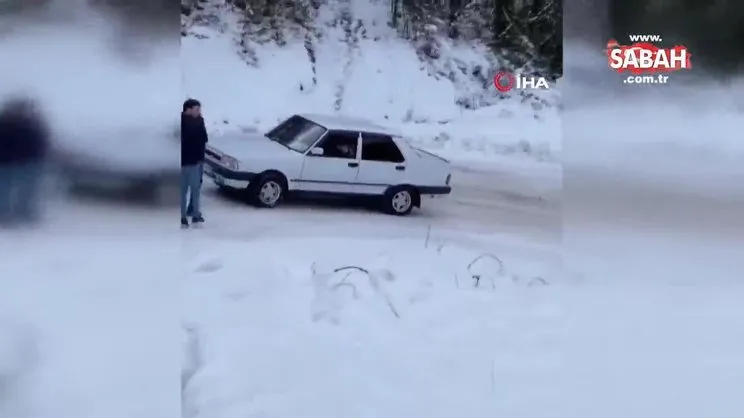 Yollar buz pistine döndü: Araçlar böyle kaydı